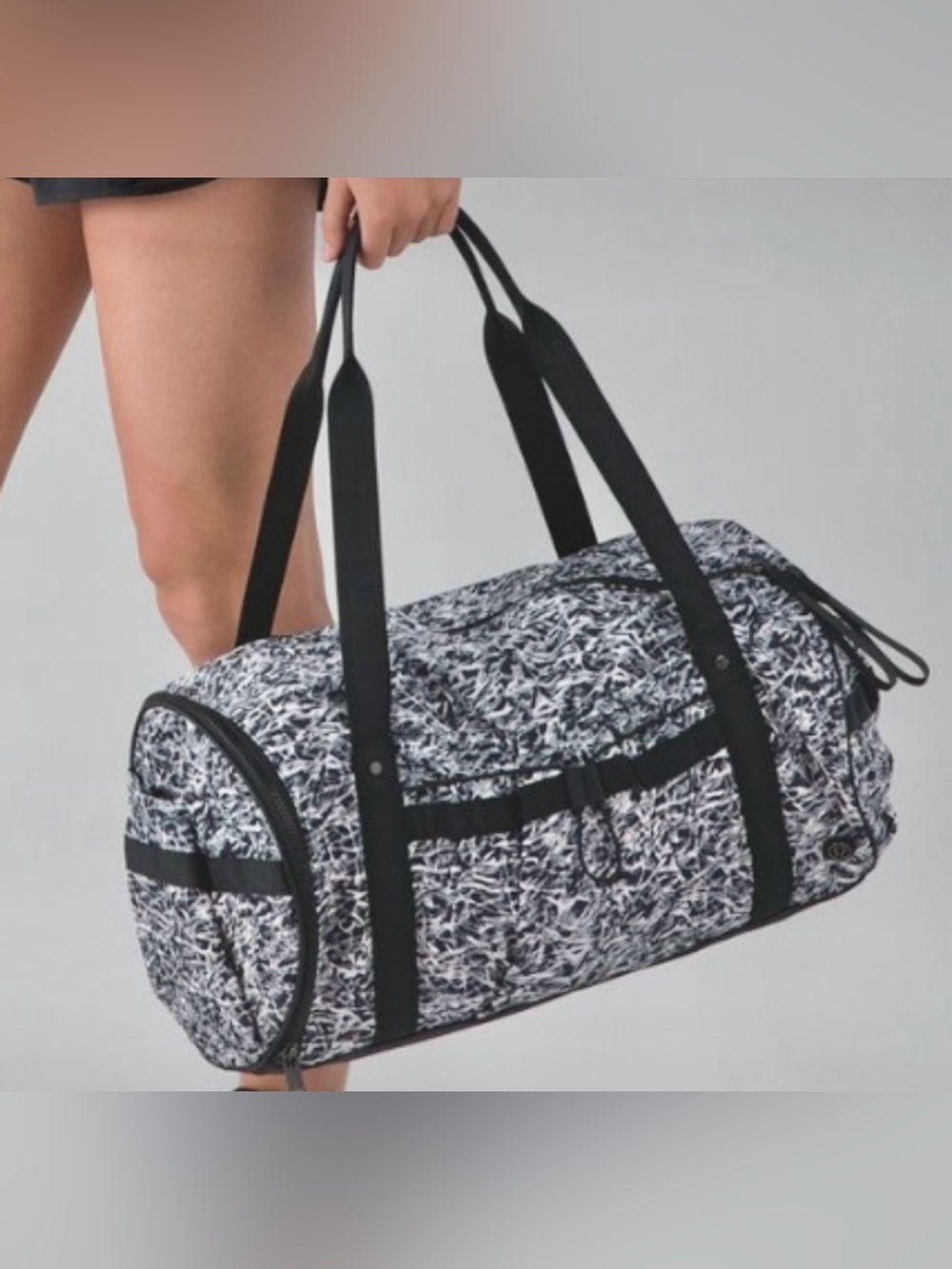 Lululemon Run Ways Duffel